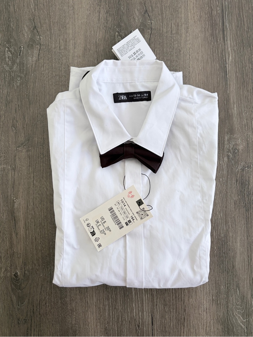 Boys' White Dress Shirt with Bow Tie - Picture 2 of 6